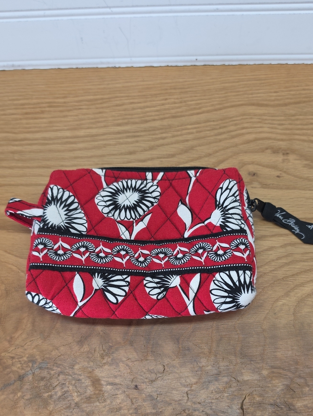 Vera Bradley Deco Daisy Red, Black & White Quilted Floral Cosmetic Pouch